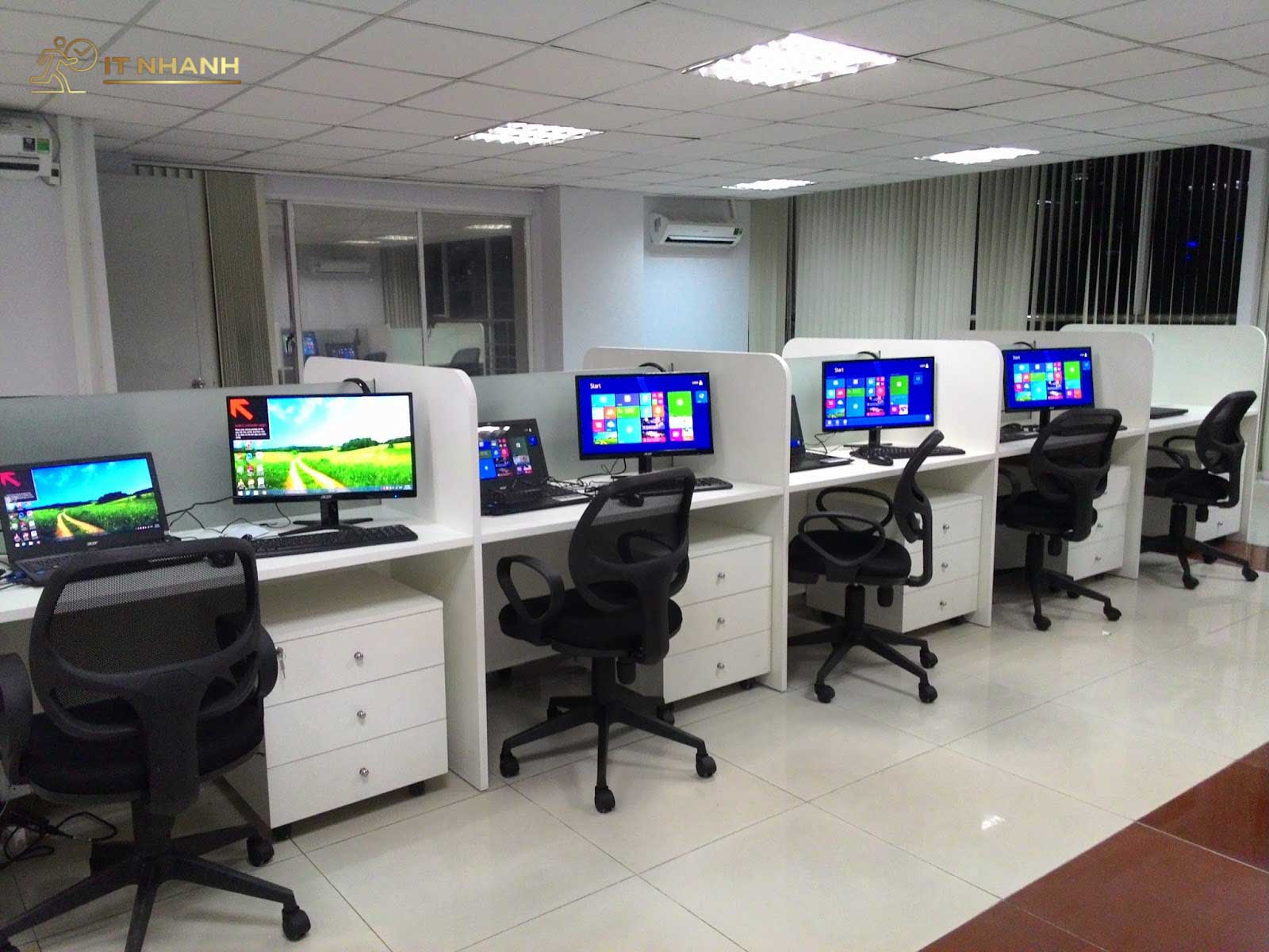 Dịch vụ 24/7, có mặt mọi lúc mọi nơi IT Nhanh phục vụ tận nơi