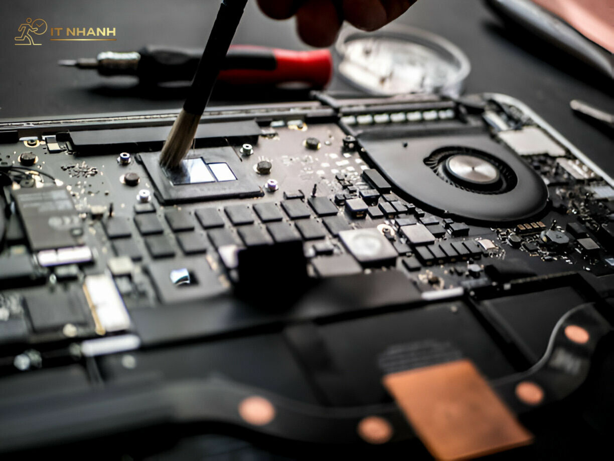Thắc Mắc Về Thu Mua Macbook Giải Đáp Thắc Mắc Khi Bán Macbook Cũ Tại Bình Dương
