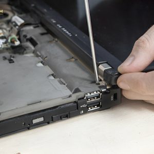 Sửa Bản Lề Laptop Quận Bình Thạnh - Dịch Vụ Uy Tín