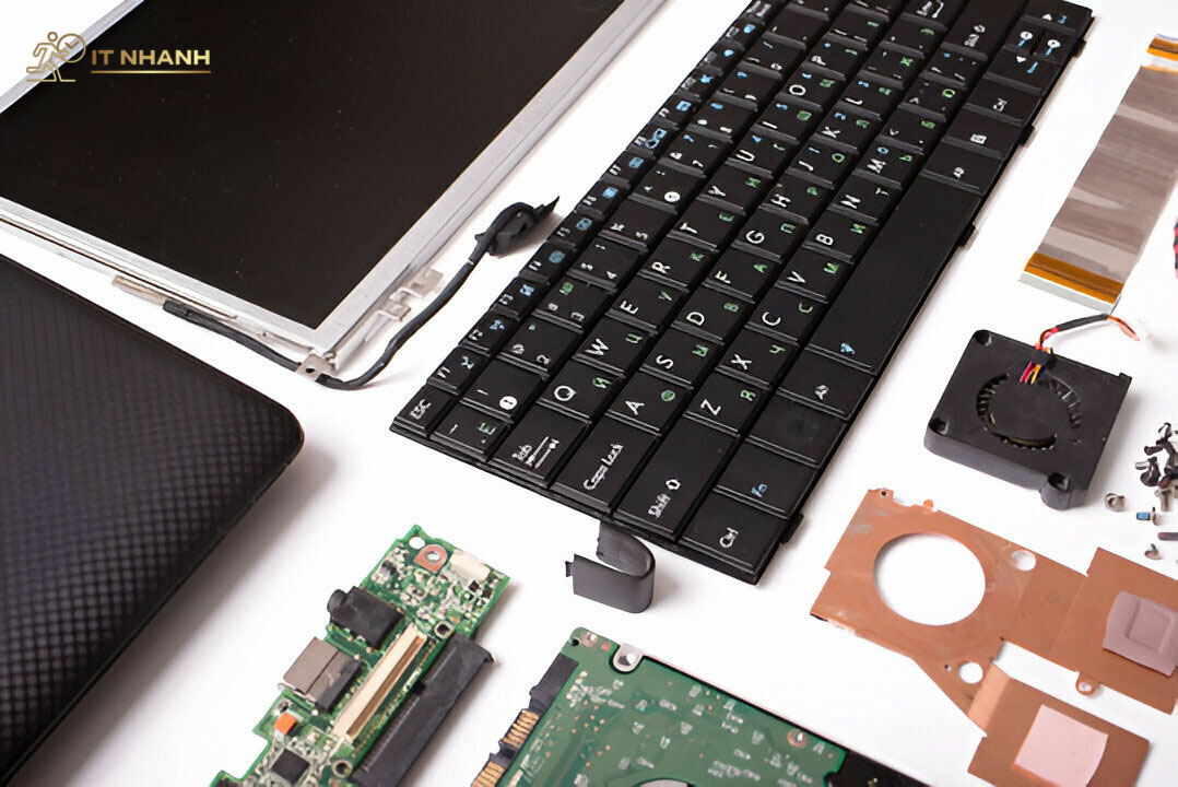 IT Nhanh - Sửa bản lề laptop Hóc Môn Sửa bản lề laptop chuyên nghiệp tại Hóc Môn