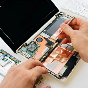 Thay Vỏ Laptop Quận 10 - Uy Tín, Giá Tốt