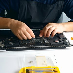 Thay Vỏ Laptop Huyện Củ Chi - Uy Tín, Giá Tốt!
