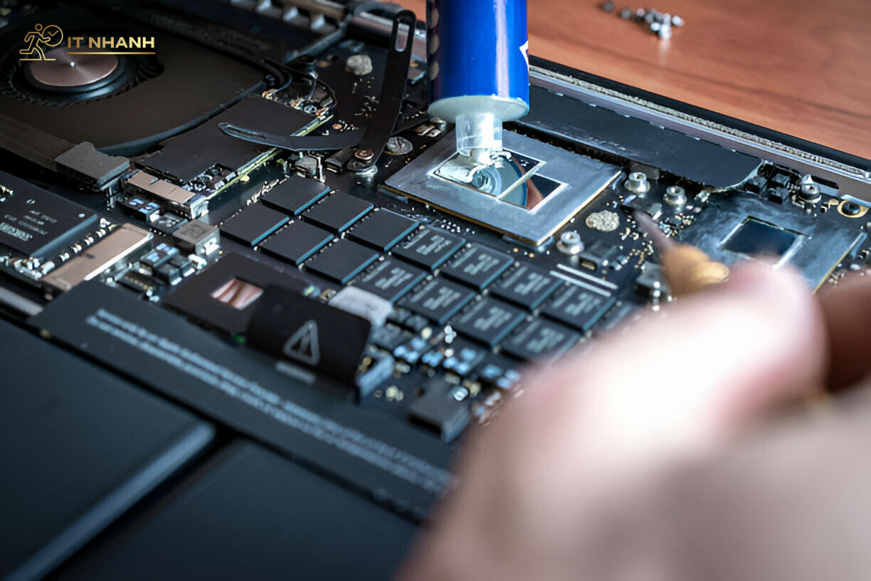 Giá sửa Macbook Bảng giá dịch vụ sửa Macbook tham khảo tại IT Nhanh