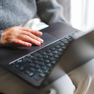 Dịch Vụ Thay Touchpad Laptop Huyện Hóc Môn Giá Rẻ