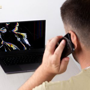 Thay Màn Hình Laptop Quận 1 - Dịch Vụ Uy Tín